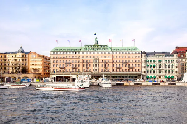 In de haven van de stad stockholm — Stockfoto