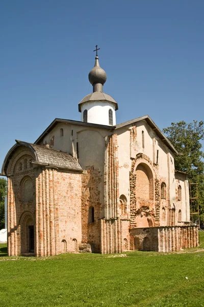 Yaroslavovo Dvorishche. Templos antiguos —  Fotos de Stock