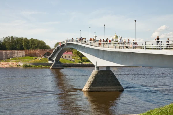Brücke über den Fluss Wolchow — Stockfoto