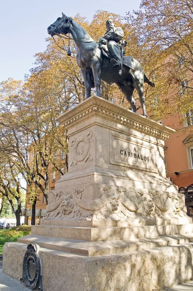 Bologna. Monument of Garibaldi — Stock Photo, Image