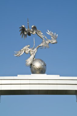 Leylek. Özbekistan Cumhuriyeti barışçı politikaları sembolü