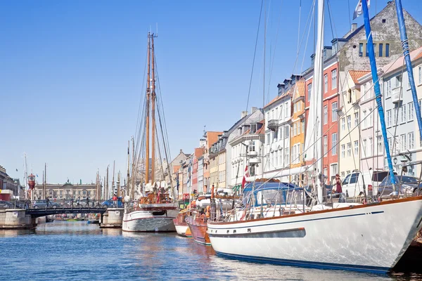 Los canales están en la ciudad Copenhague — Foto de Stock