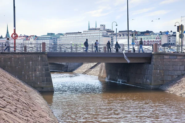 Helsinki, bridge through a channel — Stock Photo, Image