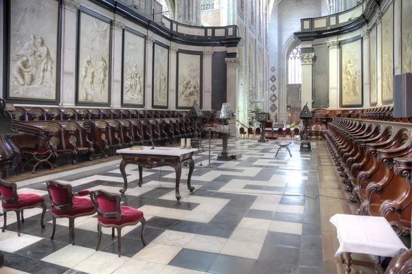 Dentro de la catedral de San Bavo — Foto de Stock