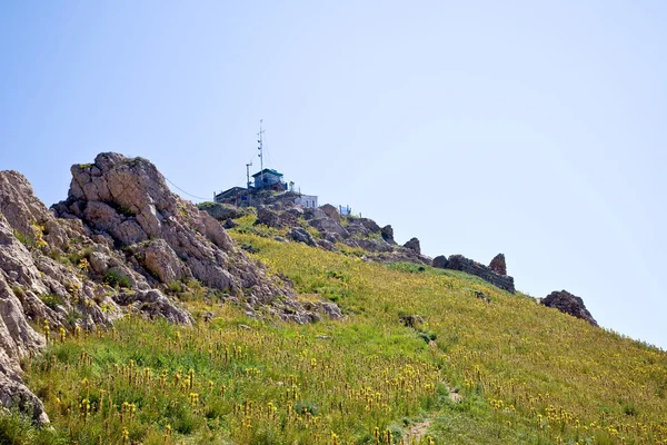 Bokför på berget — Stockfoto