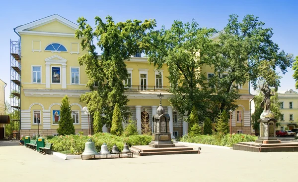 Pokrovsky kloster — Stockfoto