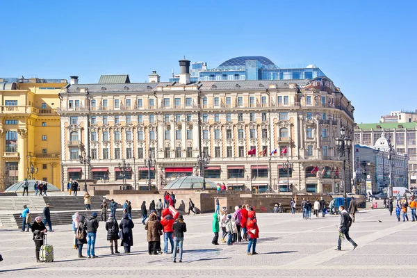 Op manezh plein. het national hotel — Stockfoto