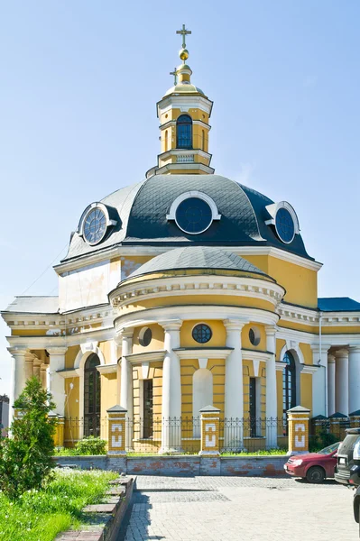 Kiev. Kerk van Geboortekerk, Palestina, waar begrafenissen taras Sjevtsjenko — Stockfoto