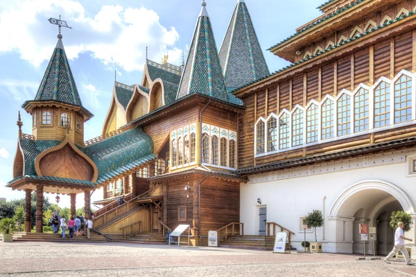 Дворец царя Алексея Михайловича Романова находится в Коломенском — стоковое фото