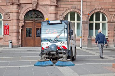 Frankfurt am main.cleaning kadar sokaklarında