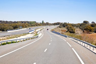 İspanya'da bir yol