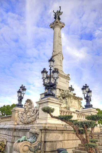 Bordeaux. Pomnik żyrondystów. Statua wolności. Hotel — Zdjęcie stockowe