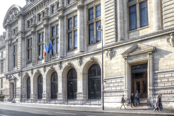 Gebäude der Universität Sorbonne — Stockfoto