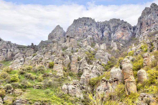 Des affleurements sur la montagne Demerdzhi — Photo