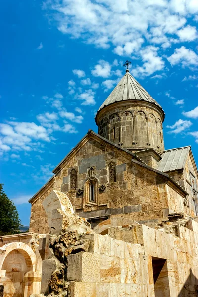 Oude Armeense Kerk Achtergrond Van Blauwe Lucht — Stockfoto