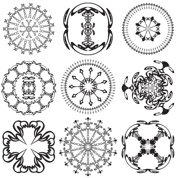 Set of mandalas on a white background (Vector) — Stock Vector