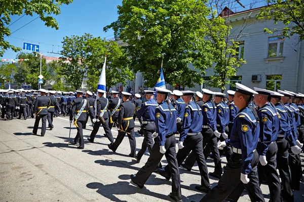 SEVASTOPOL, UCRÂNIA - 9 DE MAIO: Desfile da Vitória. Celebração do — Fotografia de Stock