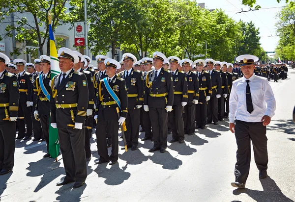 Sewastopol, ukraine -- 9. Mai: Siegesparade. Feier zum 100. — Stockfoto