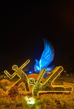 Qinhuangdao, Çin - Eylül 01: Barış heykel ve f güvercin