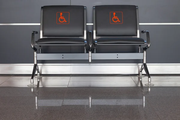 Asientos para personas con discapacidad — Foto de Stock