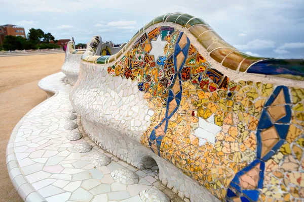 parc guell, gaudi tarafından kürsüye ayrıntı. sürüm 2.0.