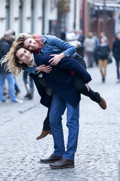 Pareja feliz — Foto de Stock