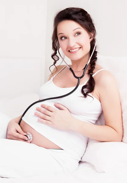 Mujer embarazada. — Foto de Stock