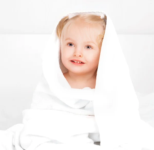 Baby na een bad — Stockfoto