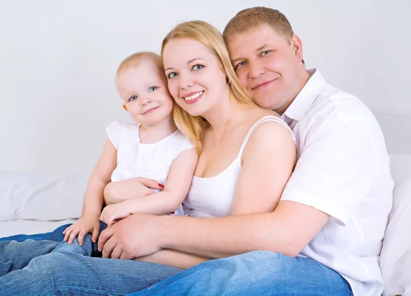 Glückliche Familie — Stockfoto