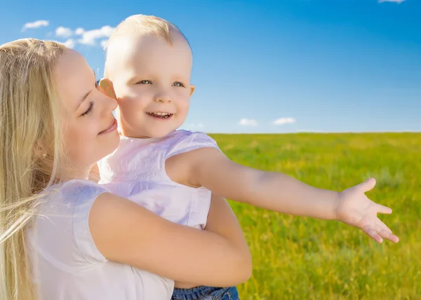 Mutter und Tochter — Stockfoto