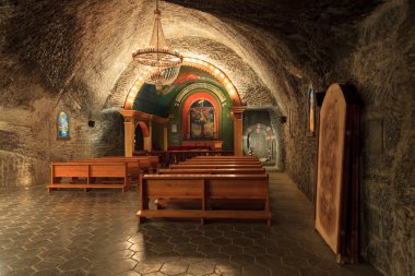 st. john Şapel aşağıda yer, Polonya 135 m derinlikte yer alır