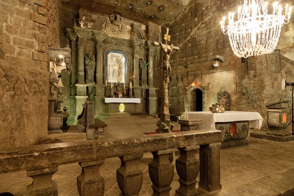 The Chapel of Saint Kinga in Wieliczka Salt Mine, Poland. — Stock Photo, Image