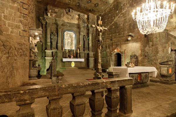 La Capilla de Santa Kinga en la mina de sal de Wieliczka, Polonia . —  Fotos de Stock