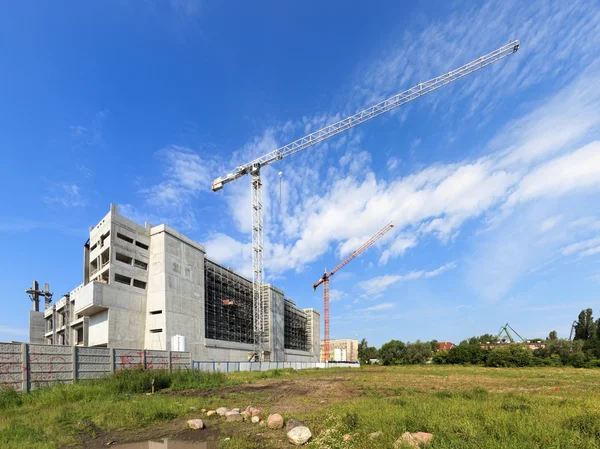 Grandes grúas de construcción — Foto de Stock