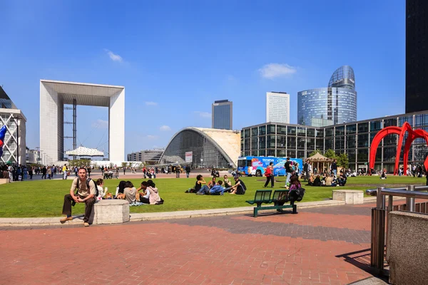 Edificios modernos en París — Foto de Stock