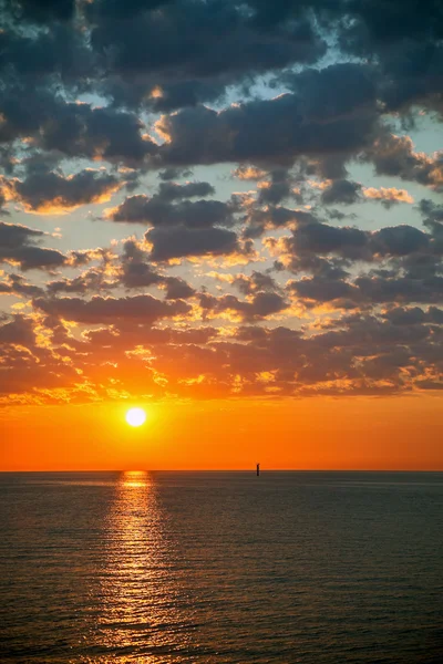 Sunrise over the sea — Stock Photo, Image