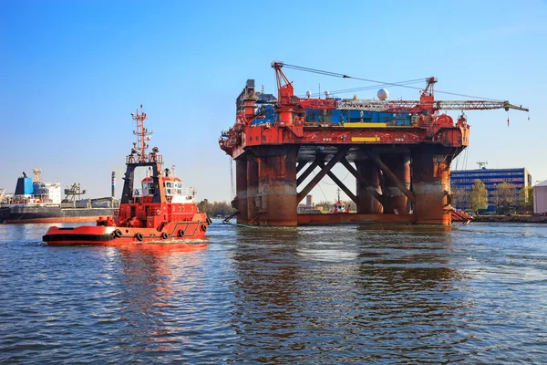 Equipamento de petróleo — Fotografia de Stock