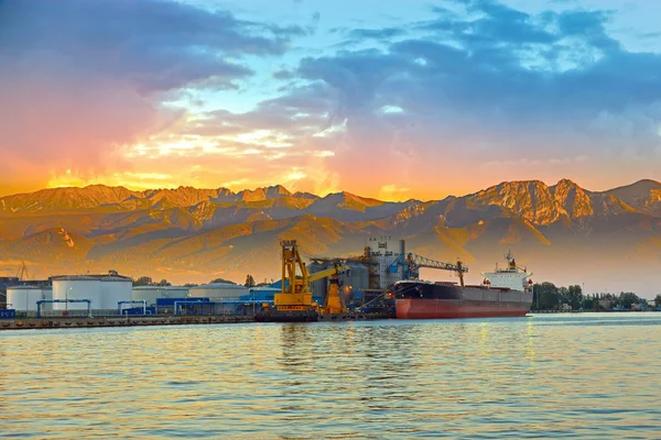 Big cargo ship — Stock Photo, Image