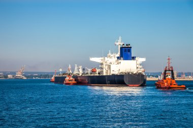 Römorkör ve tanker