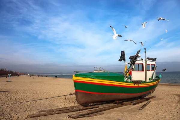 Perahu di pantai — Stok Foto