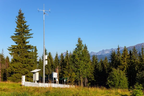 Метеорологическая станция — стоковое фото