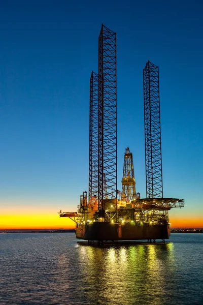 Oil platform — Stock Photo, Image