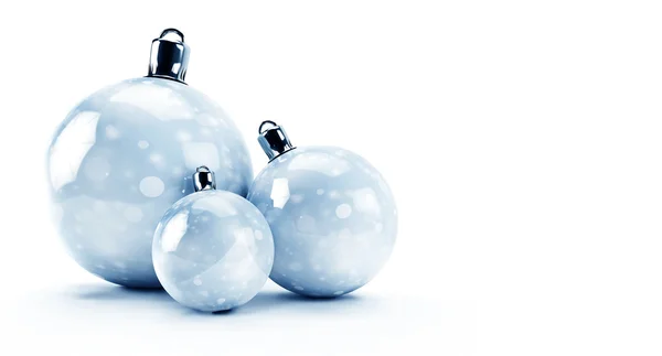 Три глянцеві різдвяні кульки на білому . — стокове фото