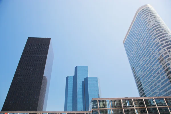 ビジネス高層ビル。ラ ・ デファンス、パリ、フランス — ストック写真