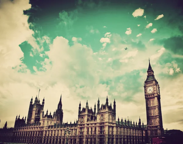 Londres, au Royaume-Uni. Big Ben, le palais de Westminster — Photo