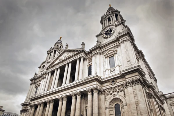 St Paul's Cathedral in London, the UK. — Stock Photo, Image