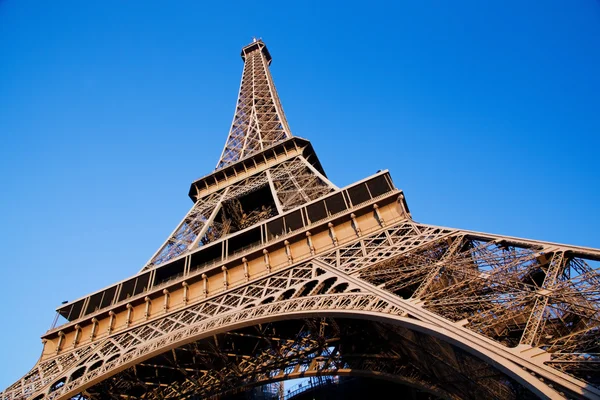 De Eiffeltoren in Parijs. — Stockfoto
