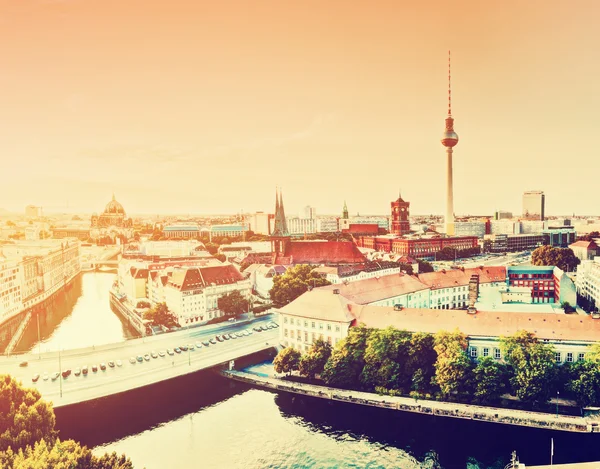 Взгляд Берлина, Германия, на основные достопримечательности — стоковое фото