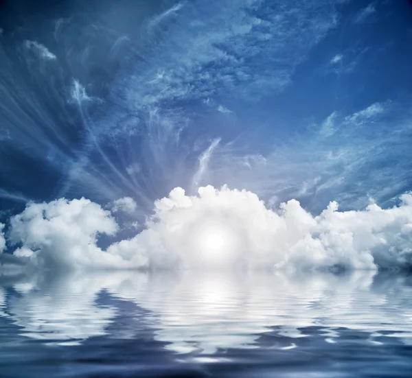 Divine sky, heaven. Conceptual entrance to new life — Stock Photo, Image