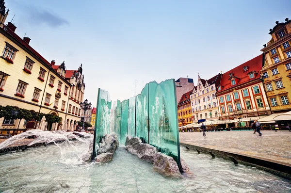 Wrocław, Polska. rynek ze słynną fontannę — Zdjęcie stockowe
